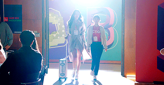 59fb778367754a01379cefc5153654db56fd4be4.gif