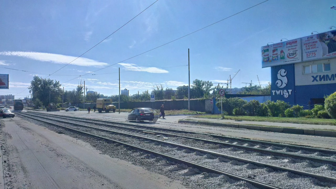 5HhHVyFp93g.webp