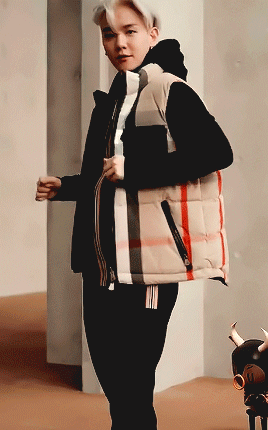624fbf4abf2b4671c7bda6adb0b625d520a5b594.gif