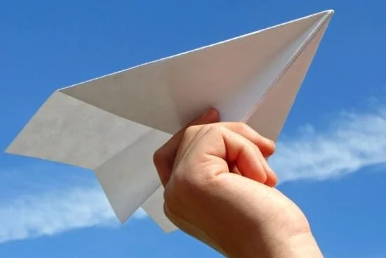 63167-600x450-BasicPaperAirplane.webp