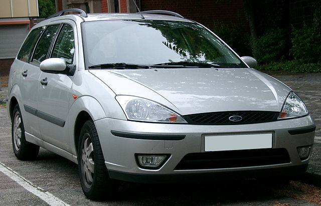 640px-Ford_Focus_front_20020225.jpg