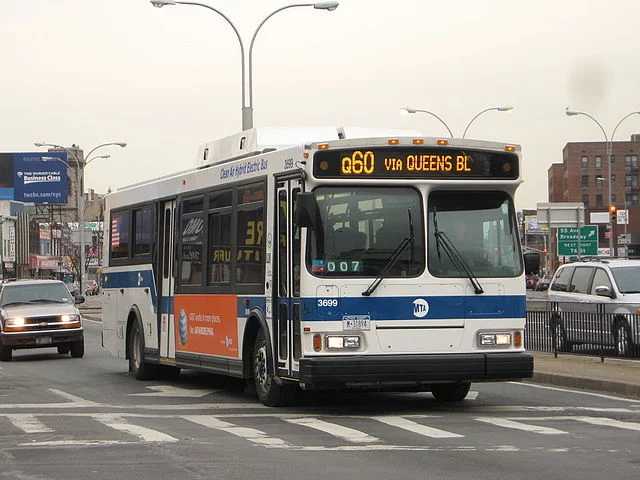 640px-MTA_Bus_Orion_7_3699.webp