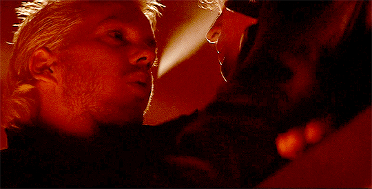 70066f443558f3023115422348b43bad6c598def.gif