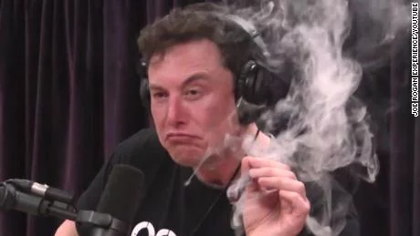 732-elon-musk-smokes-marijuana-podcast-1-large-169.webp