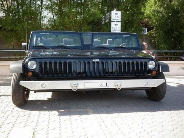 7851593.webp