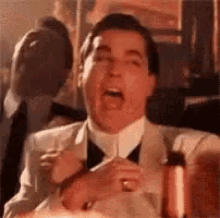 78eee045e5038920.gif