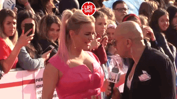 791a328fdc26a4201b306c13.gif