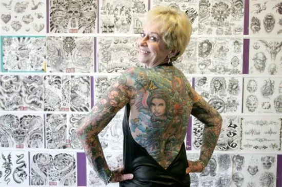 793fe4dd2a7cdb86_granny-tattos.webp