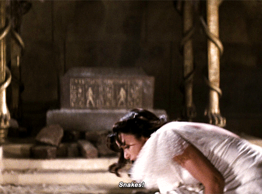 79523d4d8e36005357e245344d0dc81ba225d81d.gif
