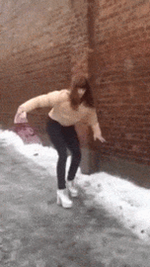 7c5a2d7200df6ae8c130c3.gif