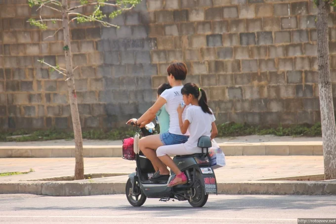 8-ngg0dyn-680x680x100-00f0w010c010r110f110r010t010.webp