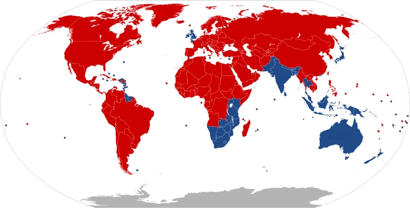 800px-Countries_driving_on_the_left_or_right.svg.webp