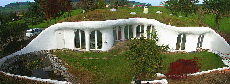 800px-earth_house.jpg