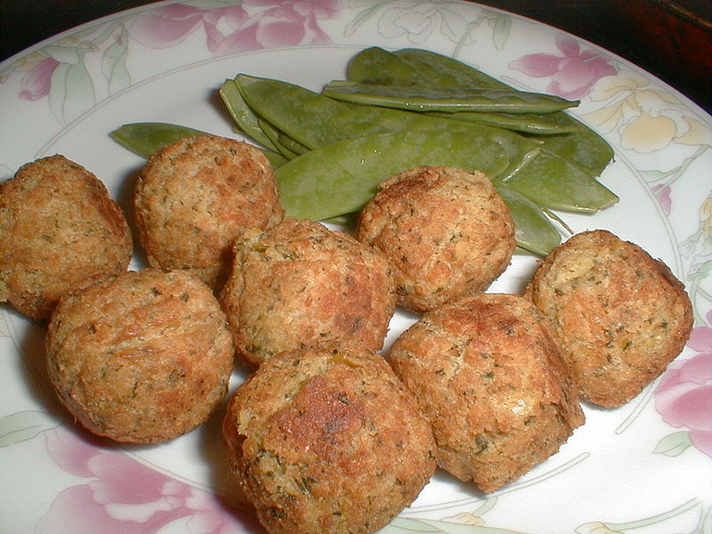 800px-Falafel_small.jpg