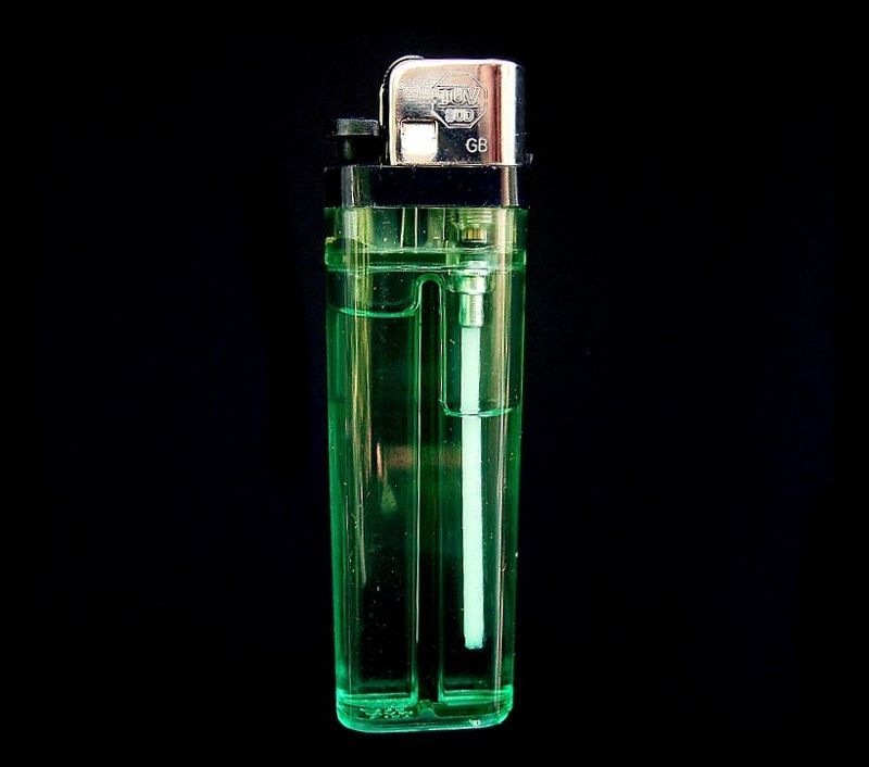 800px-The_Green_Lighter_1_ies.jpg