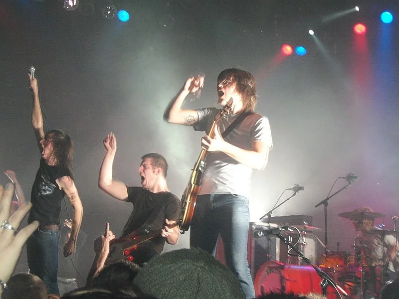 800px-Underoath.webp