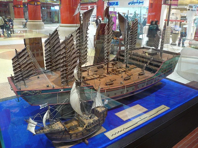 800px-Zheng_He%27s_ship_compared_to_Columbus%27s.webp