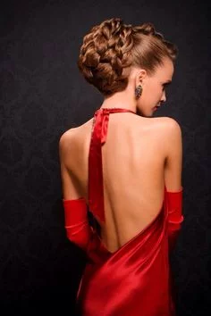 8273f1b6c467a3650--french-braid-buns-french-braids.webp