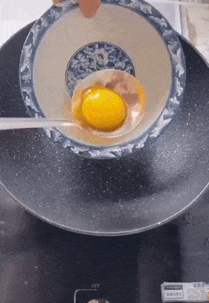 8547d096efe4fe7b8405.gif