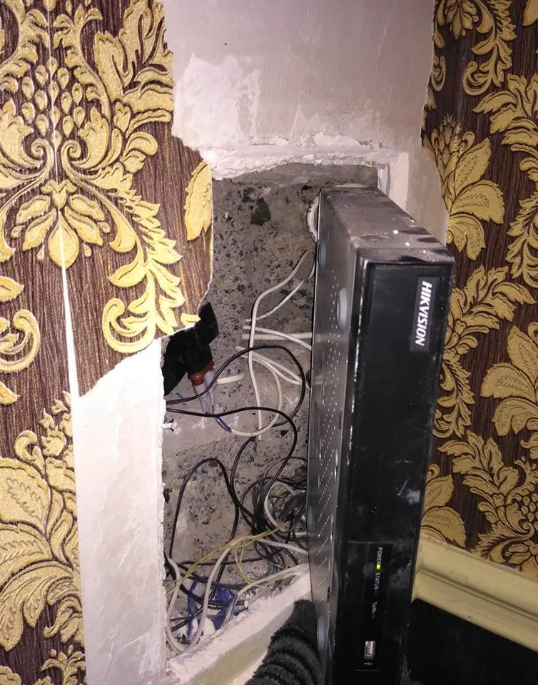 8cdbhj.webp