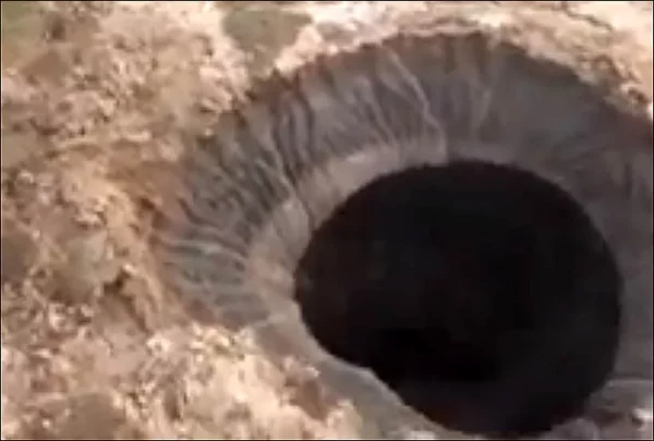 8de5143-crater4.webp
