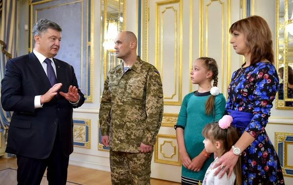 8zpN550ZjHI.webp