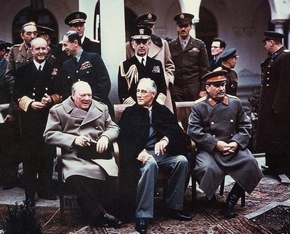 _summit_1945_with_Churchill%2C_Roosevelt%2C_Stalin.jpg