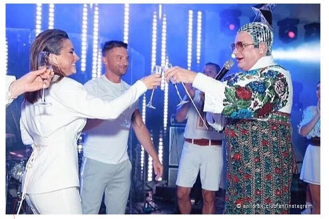 a7cjej.webp