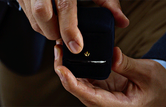 af267c809540a9b030345d8bc53f0a9cfab70795.gif