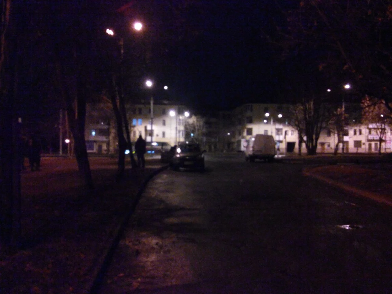 aGjTrrmnxaY.webp