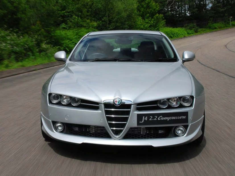 alfa-romeo-159-04.webp