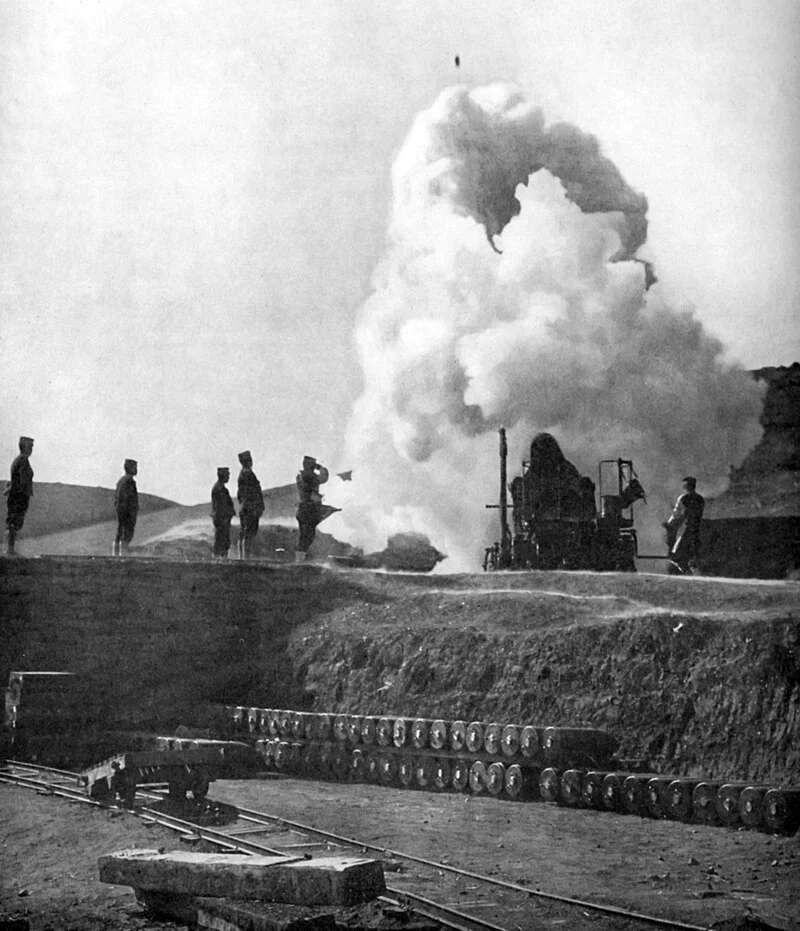 apanese_11_inch_siege_gun_shells_Port_Stanley_1904.webp