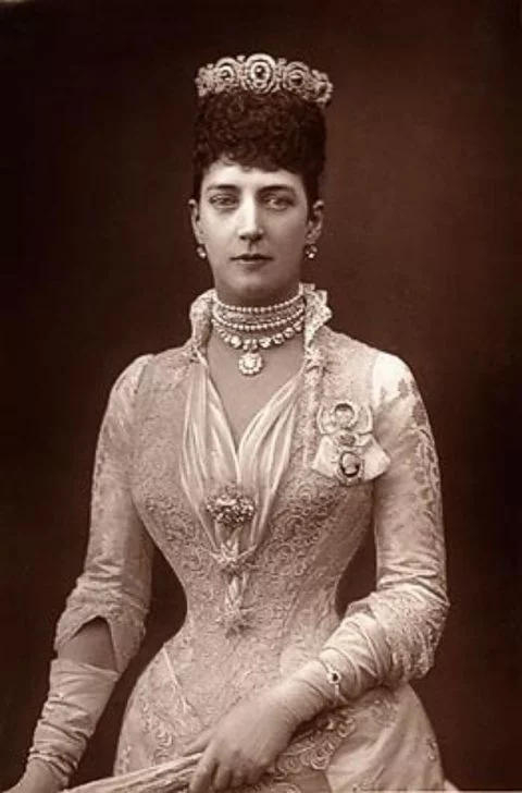 aph-of-the-princess-of-wales-alexandra-around-1889.webp