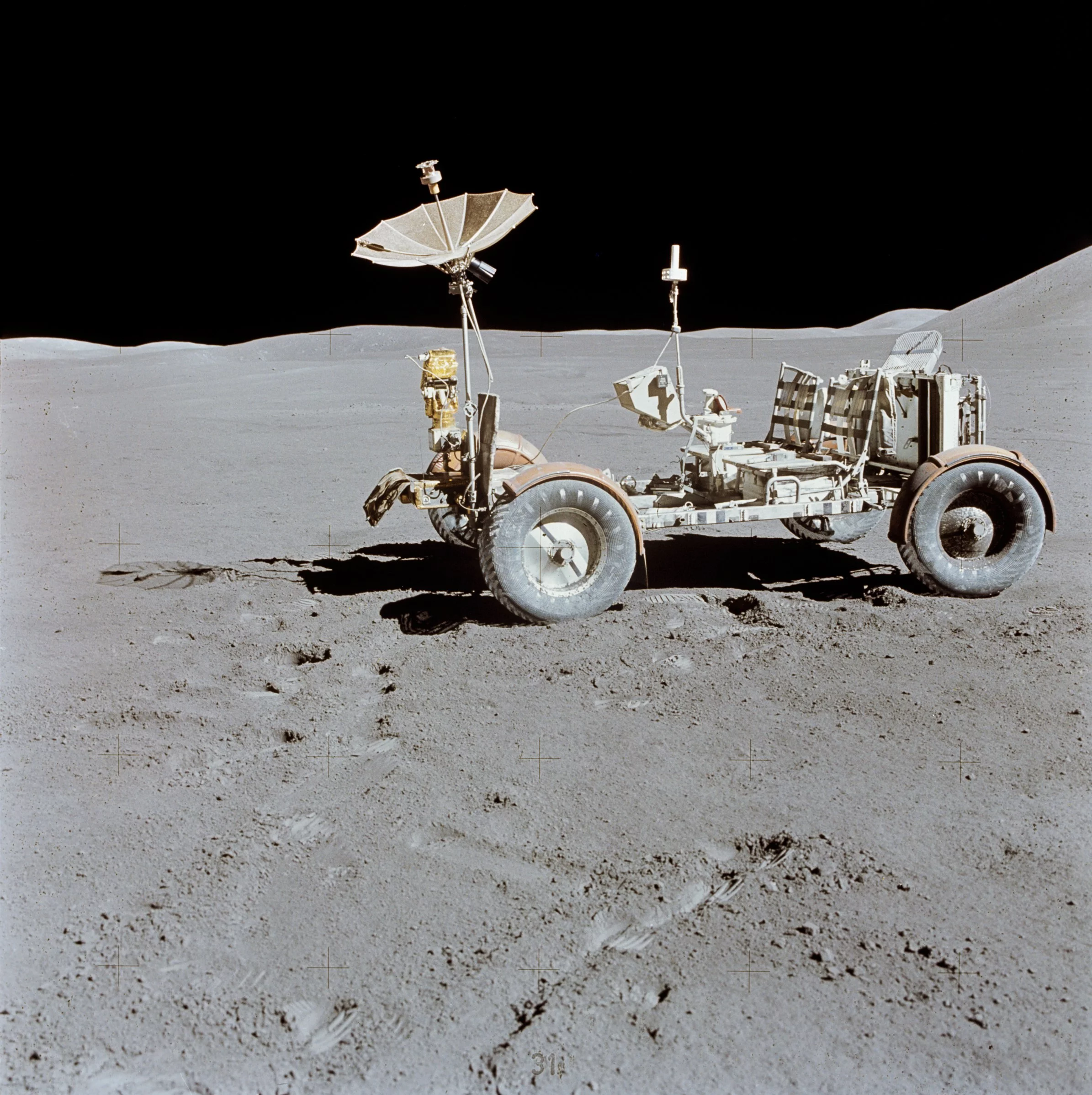 Apollo_15_Lunar_Rover_final_resting_place.webp