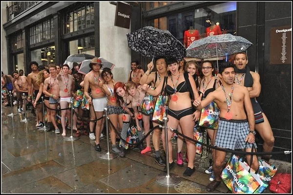 arrive-half-naked102.webp