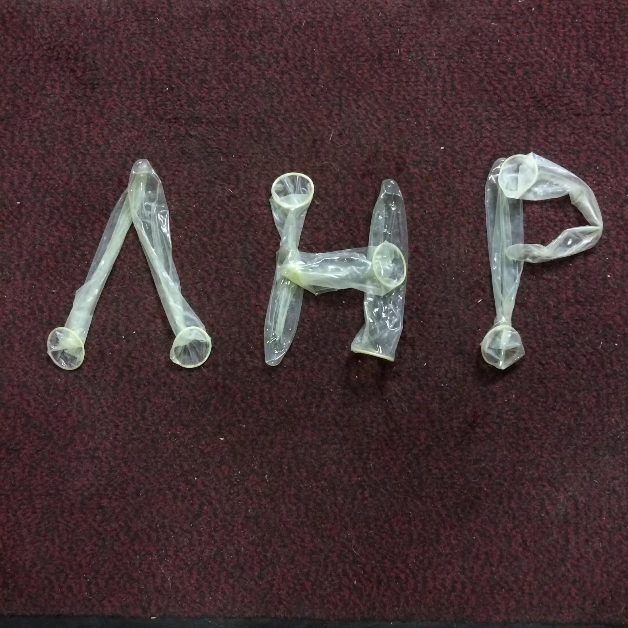 B2_WlhtCAAApjS6.webp