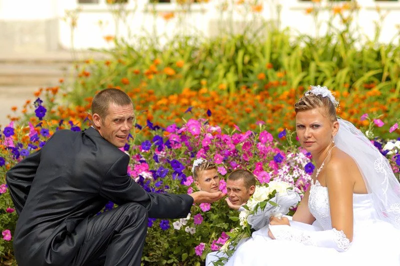 B6lyujmCQAEK5ia.webp