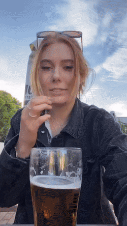 b7d09d0cf40bdee165c.gif
