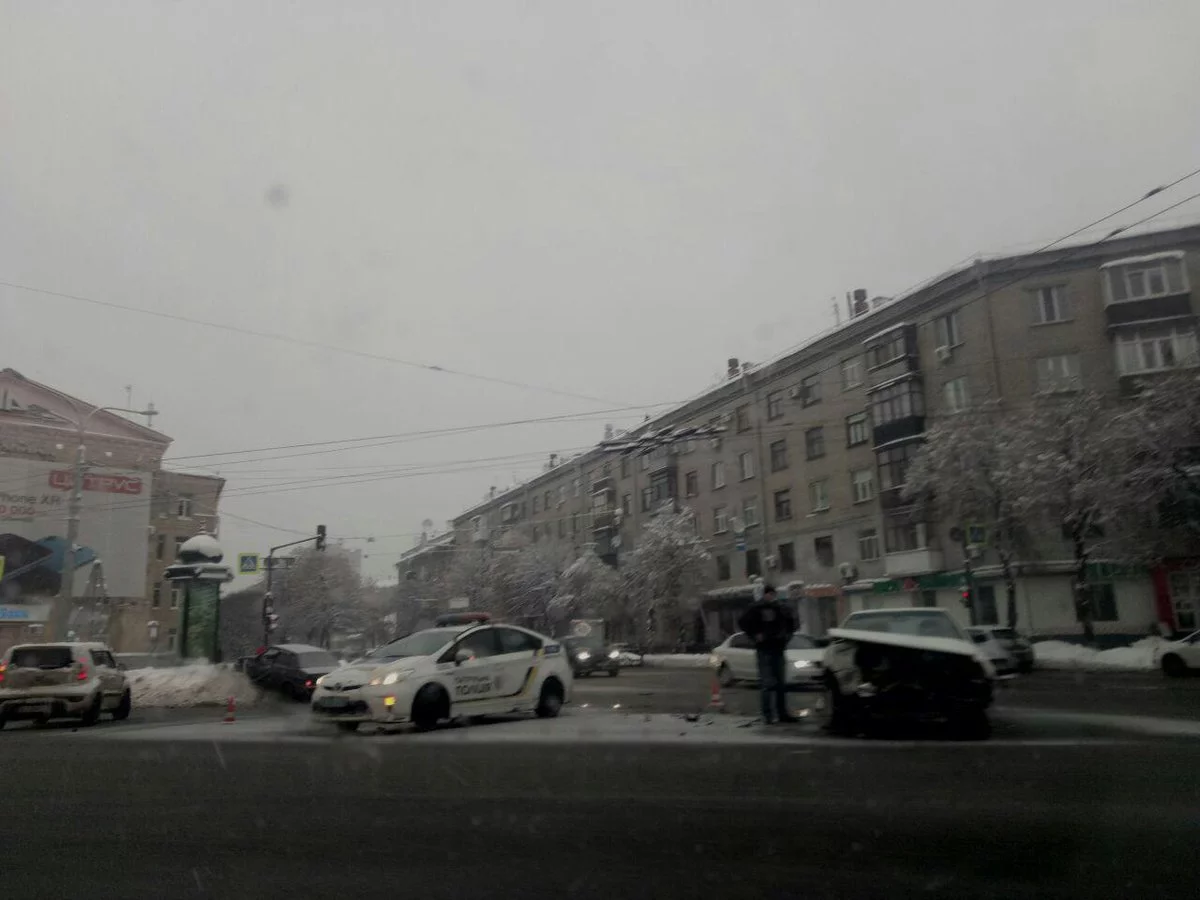 b8dcgf.webp