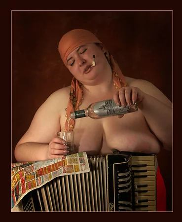 bayan-tits.webp