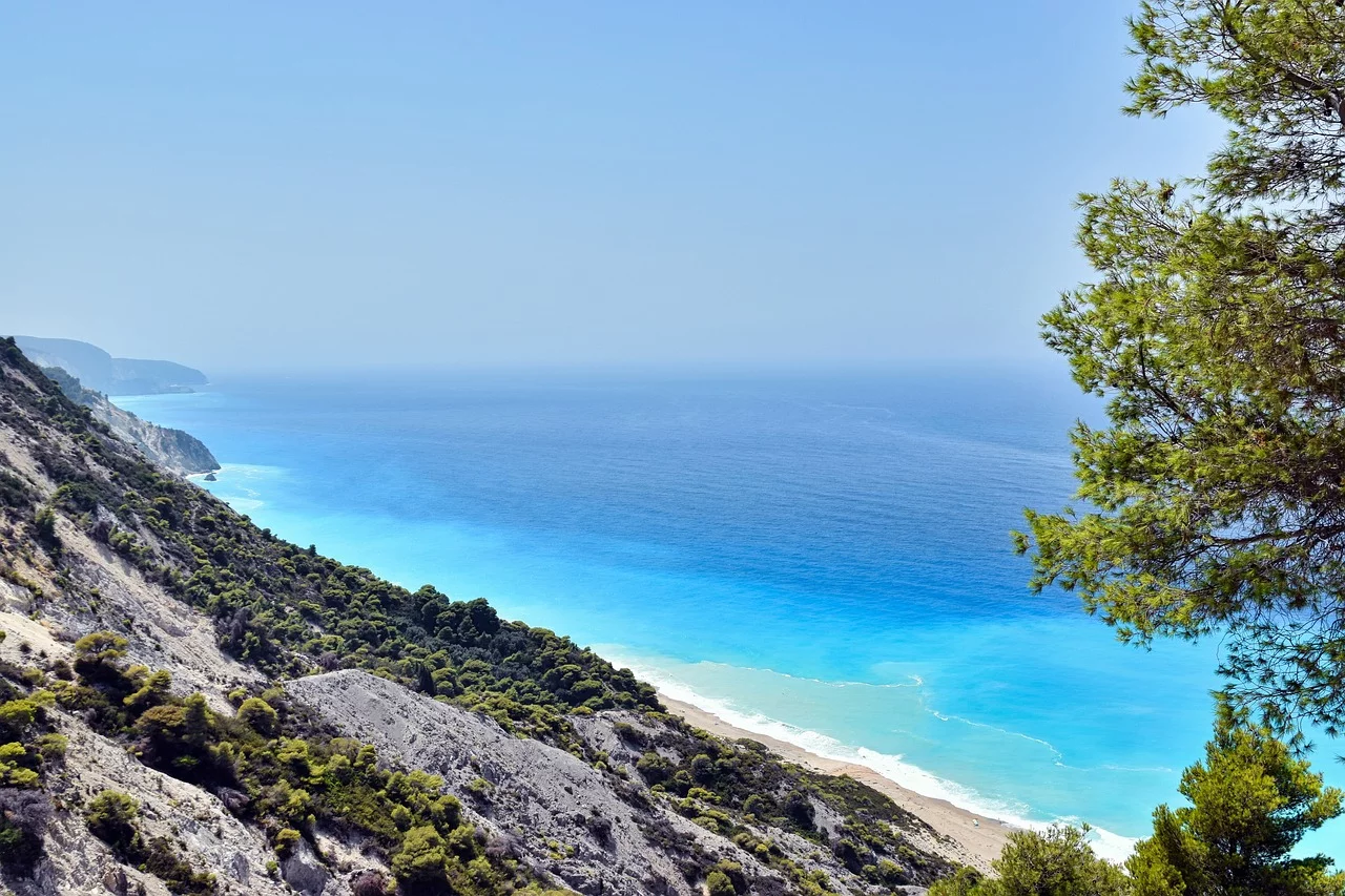 beach-6354502_1280.webp