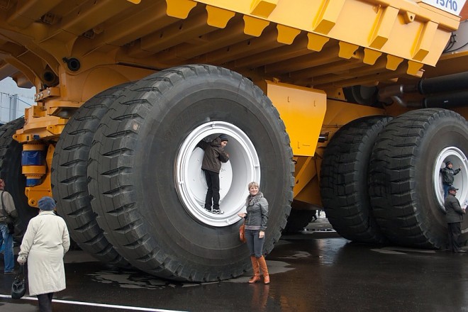 belaz-75710_2.jpg
