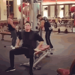 bhjj4b.gif