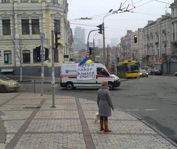 Bhv1knXCMAEYv8d.webp