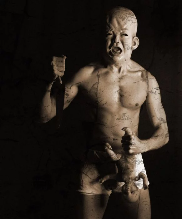 bizarre_and_creepy_photography_30.webp