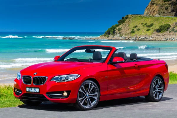 BMW_228i_Convertible_front.webp
