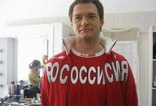 BpJQkcAIAAAaLRY.webp