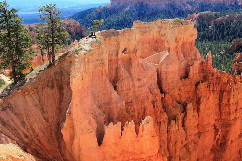 bryce-canyon-sunrise-point.webp