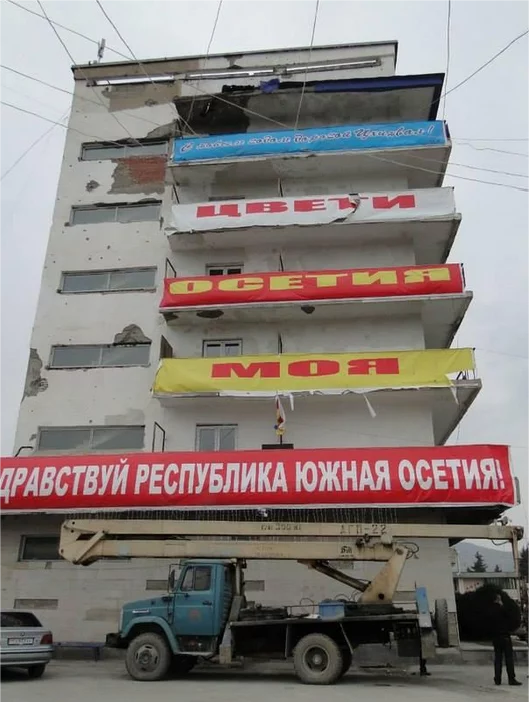 BvjLILICUAACzUv.webp
