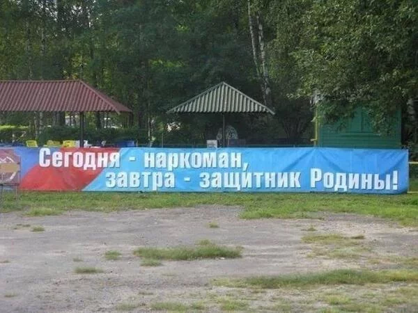BzMMkzYIcAAGBOm.webp
